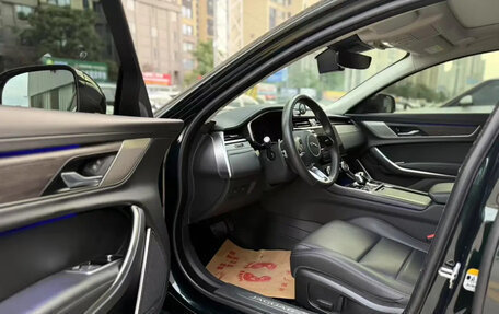 Jaguar XF II, 2022 год, 2 974 000 рублей, 3 фотография