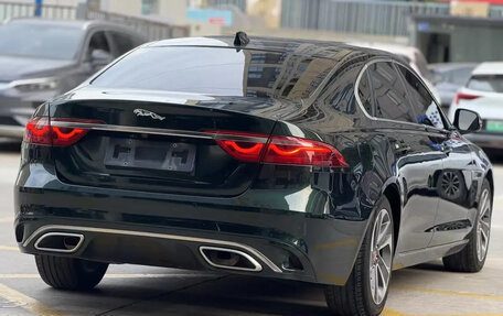 Jaguar XF II, 2022 год, 2 974 000 рублей, 2 фотография
