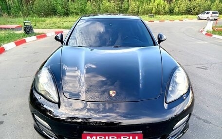 Porsche Panamera II рестайлинг, 2012 год, 2 700 000 рублей, 2 фотография