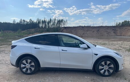 Tesla Model Y I, 2023 год, 4 750 000 рублей, 5 фотография