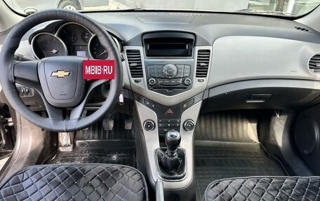 Chevrolet Cruze II, 2012 год, 679 000 рублей, 6 фотография