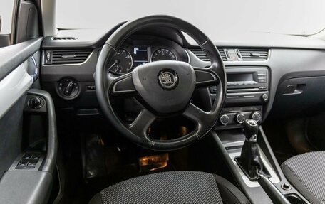Skoda Octavia, 2014 год, 1 088 000 рублей, 28 фотография