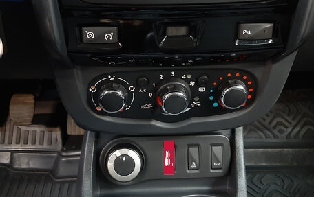 Renault Duster I рестайлинг, 2016 год, 1 230 000 рублей, 16 фотография
