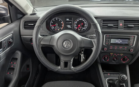 Volkswagen Jetta VI, 2014 год, 1 019 000 рублей, 14 фотография