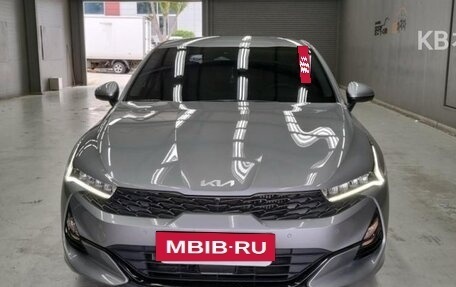 KIA K5, 2022 год, 1 600 000 рублей, 2 фотография