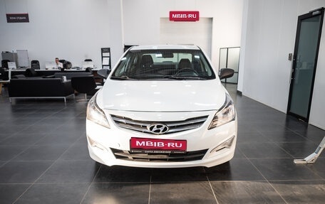 Hyundai Solaris II рестайлинг, 2016 год, 950 000 рублей, 2 фотография