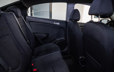 Hyundai Solaris II рестайлинг, 2016 год, 950 000 рублей, 13 фотография