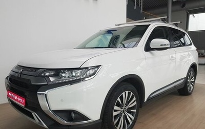 Mitsubishi Outlander III рестайлинг 3, 2020 год, 1 550 000 рублей, 1 фотография