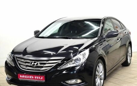 Hyundai Sonata VI, 2012 год, 930 000 рублей, 1 фотография