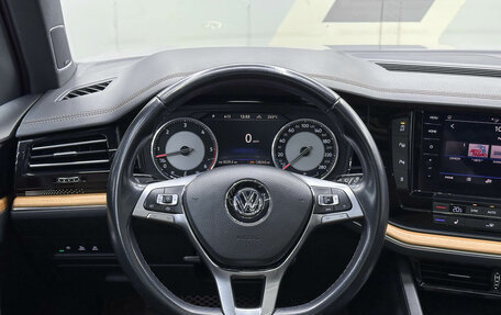Volkswagen Touareg III, 2018 год, 5 000 000 рублей, 16 фотография