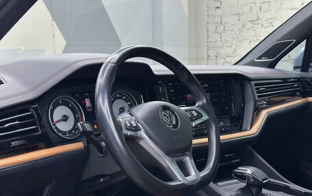 Volkswagen Touareg III, 2018 год, 5 000 000 рублей, 15 фотография