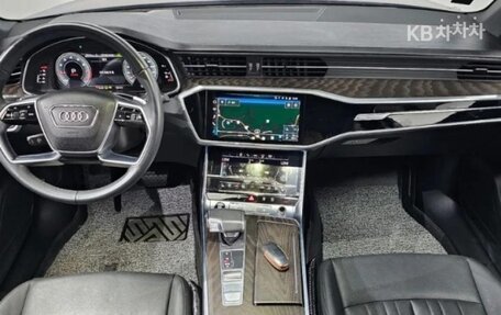 Audi A6, 2022 год, 3 600 000 рублей, 7 фотография
