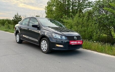 Volkswagen Polo VI (EU Market), 2016 год, 880 000 рублей, 2 фотография