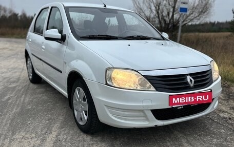Renault Logan II, 2014 год, 399 000 рублей, 2 фотография