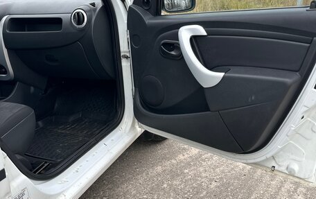 Renault Logan II, 2014 год, 399 000 рублей, 11 фотография