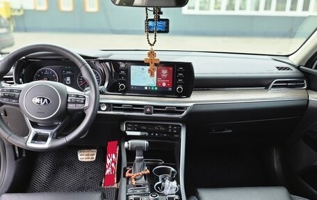 KIA K5, 2020 год, 2 930 000 рублей, 21 фотография