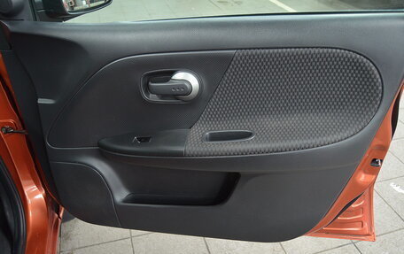 Nissan Note II рестайлинг, 2006 год, 380 000 рублей, 16 фотография