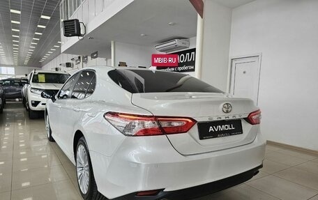 Toyota Camry, 2018 год, 2 829 000 рублей, 10 фотография