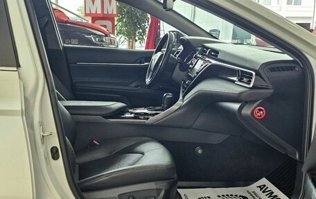 Toyota Camry, 2018 год, 2 829 000 рублей, 23 фотография
