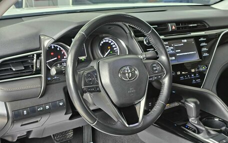 Toyota Camry, 2018 год, 2 829 000 рублей, 16 фотография