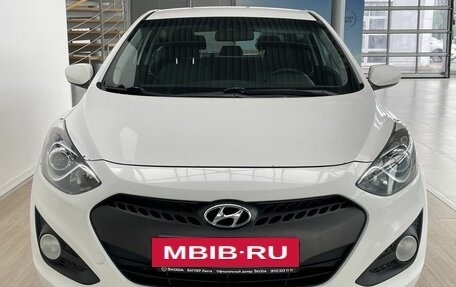 Hyundai i30 II рестайлинг, 2014 год, 910 000 рублей, 2 фотография