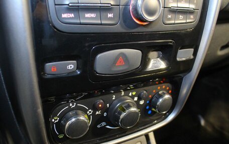 Renault Duster I рестайлинг, 2013 год, 800 000 рублей, 13 фотография