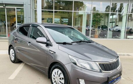 KIA Rio III рестайлинг, 2014 год, 984 000 рублей, 3 фотография