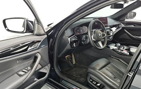 BMW 5 серия, 2020 год, 3 830 000 рублей, 3 фотография
