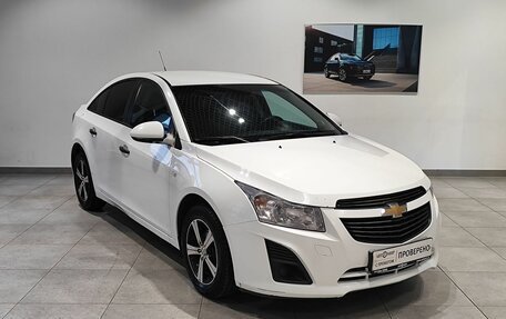 Chevrolet Cruze II, 2013 год, 799 000 рублей, 3 фотография