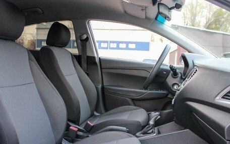 Hyundai Solaris II рестайлинг, 2021 год, 1 450 000 рублей, 13 фотография
