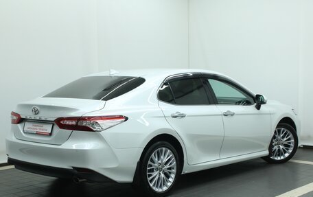 Toyota Camry, 2021 год, 3 605 000 рублей, 2 фотография