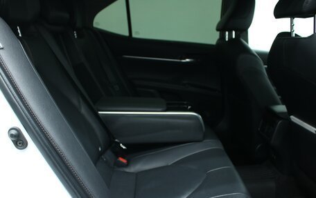 Toyota Camry, 2021 год, 3 605 000 рублей, 4 фотография
