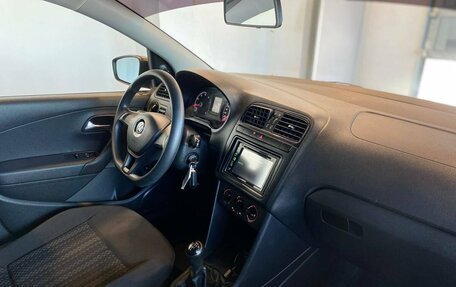 Volkswagen Polo VI (EU Market), 2016 год, 970 000 рублей, 12 фотография