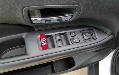 Mitsubishi Outlander III рестайлинг 3, 2020 год, 1 550 000 рублей, 16 фотография