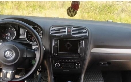 Volkswagen Golf VI, 2011 год, 830 000 рублей, 5 фотография