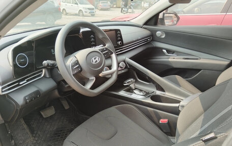 Hyundai Elantra, 2024 год, 1 577 000 рублей, 4 фотография