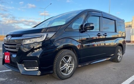 Honda Stepwgn IV, 2019 год, 2 840 000 рублей, 1 фотография