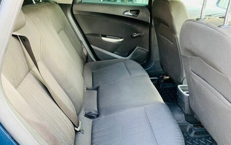 Opel Astra J, 2011 год, 705 000 рублей, 11 фотография