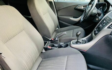 Opel Astra J, 2011 год, 705 000 рублей, 9 фотография