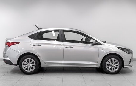 Hyundai Solaris II рестайлинг, 2021 год, 1 620 000 рублей, 4 фотография
