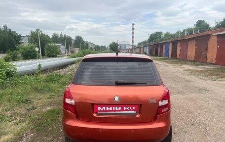 Skoda Fabia II, 2008 год, 379 000 рублей, 2 фотография