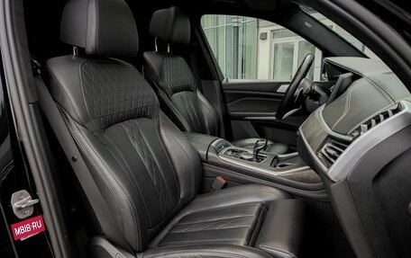 BMW X7, 2020 год, 8 650 000 рублей, 38 фотография