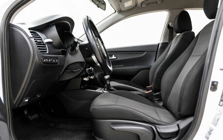 KIA Rio IV, 2019 год, 1 598 000 рублей, 29 фотография