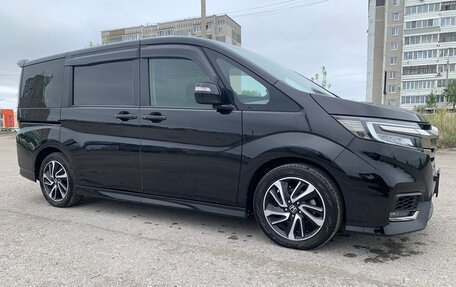 Honda Stepwgn IV, 2019 год, 2 840 000 рублей, 7 фотография
