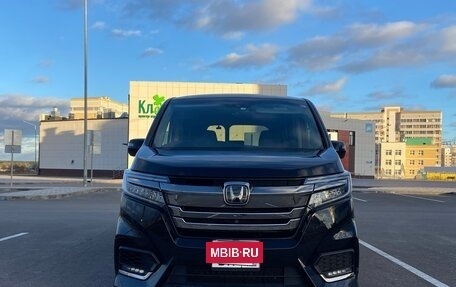 Honda Stepwgn IV, 2019 год, 2 840 000 рублей, 5 фотография