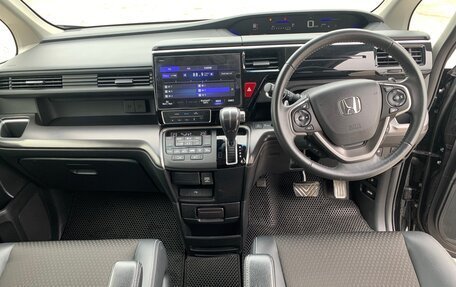 Honda Stepwgn IV, 2019 год, 2 840 000 рублей, 15 фотография