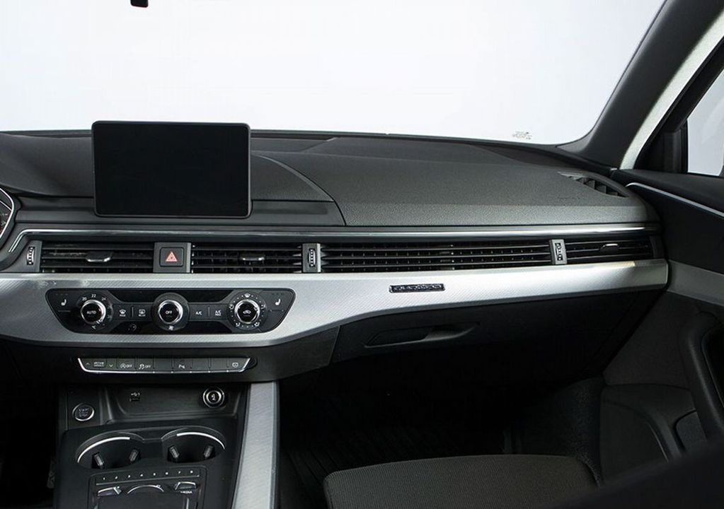 Audi A4, 2019 год, 2 649 653 рублей, 7 фотография
