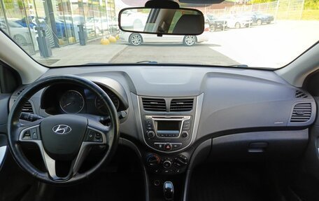 Hyundai Solaris II рестайлинг, 2016 год, 1 025 000 рублей, 14 фотография