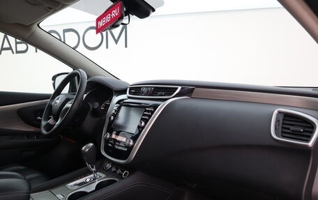 Nissan Murano, 2018 год, 2 990 000 рублей, 15 фотография