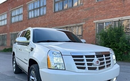 Cadillac Escalade III, 2008 год, 2 240 000 рублей, 7 фотография